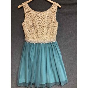Jodi Kristopher Cream Lace Bodice Flared Cocktail/ Prom Dress Size 7